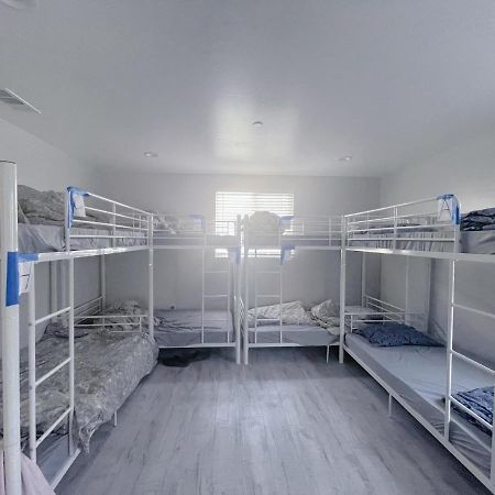 La Modern Hostel Los Angeles Exterior photo